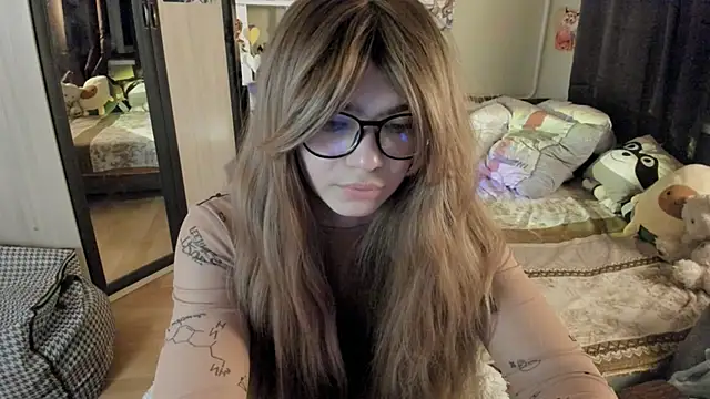 Snapshot of alexiamaleax chatting on 05/15/26, 09:22 alexiamaleax online show from 05/15/26, 09:22