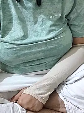 mallupriyapriya online show from 03/19/26, 10:14