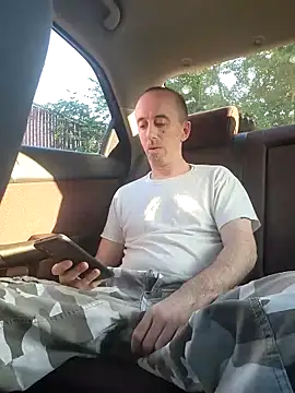 Snapshot of drummer9 chatting on 09/20/25, 01:06 drummer9 online show from 09/20/25, 01:06