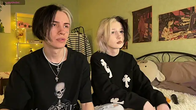VeryRare TwinS online show from 10/08/25, 07:44
