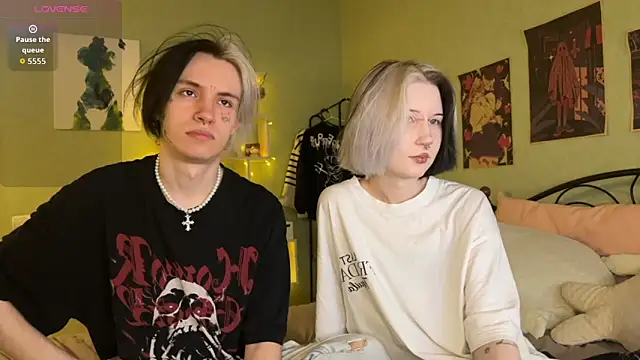 VeryRare TwinS online show from 11/26/25, 10:44