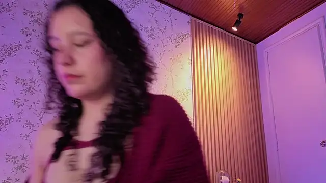 Charlotte  Miller online show from 04/19/26, 12:37