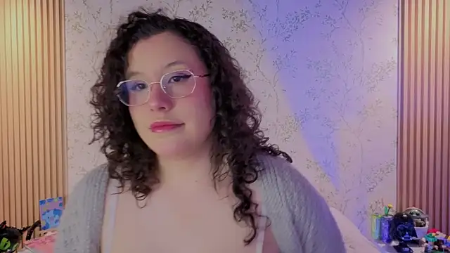 Snapshot of Charlotte__Miller chatting on 07/10/26, 11:46 Charlotte Miller online show from 07/10/26, 11:46