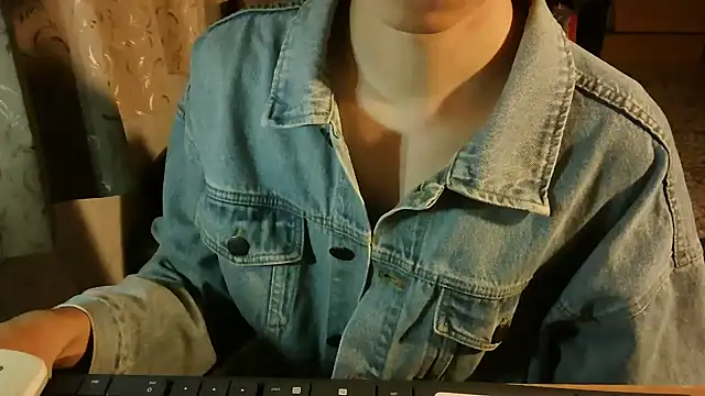 KYU890428 online show from 11/16/25, 04:12