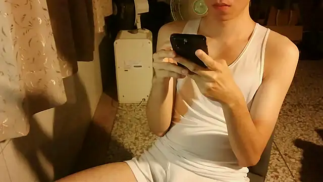 KYU890428 online show from 04/25/26, 05:32