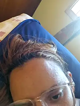 AliceRuivinha2 online show from 02/17/25, 06:15