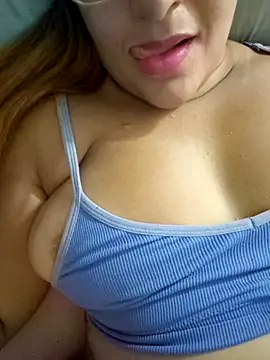 AliceRuivinha2 online show from 03/12/25, 10:07