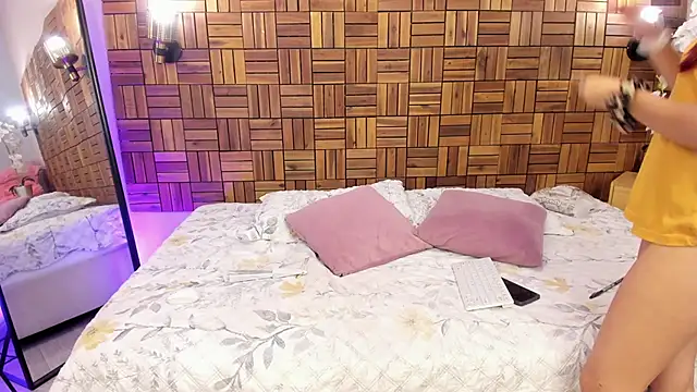 iriis rosse online show from 02/11/25, 09:14