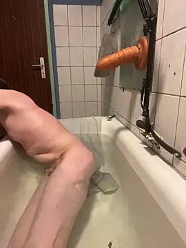 Bigblackdildo06 online show from 04/01/26, 12:00
