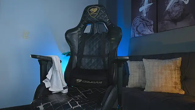 kevin montoya online show from 11/08/25, 02:50