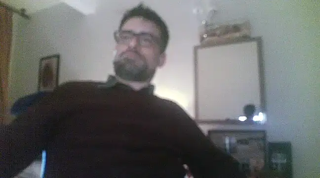 Snapshot of Patrickhound chatting on 03/03/25, 01:31 Patrickhound online show from 03/03/25, 01:31