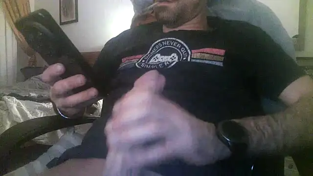 Patrickhound online show from 11/21/25, 01:15