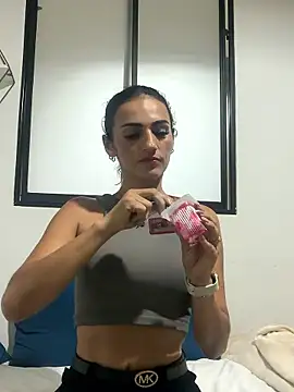Samantha bigboobs online show from 01/10/26, 02:02