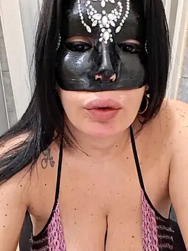 desyree89 online show from 12/14/25, 05:57