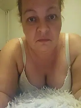 RyleeSherry online show from 02/14/25, 06:19