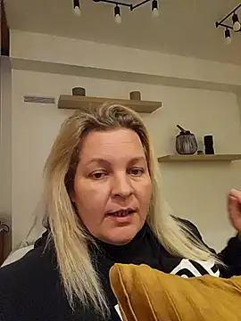 RyleeSherry online show from 02/24/25, 11:10