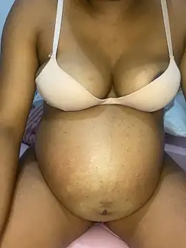 Mariaapimentinha online show from 12/19/25, 01:23