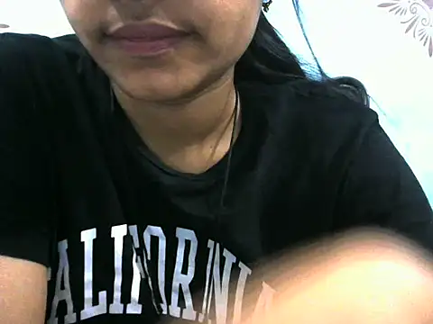 Snapshot of Misha_Sweett chatting on 04/15/26, 10:44 Misha Sweett online show from 04/15/26, 10:44