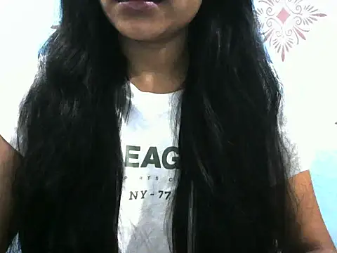 Snapshot of Misha_Sweett chatting on 05/14/26, 01:01 Misha Sweett online show from 05/14/26, 01:01