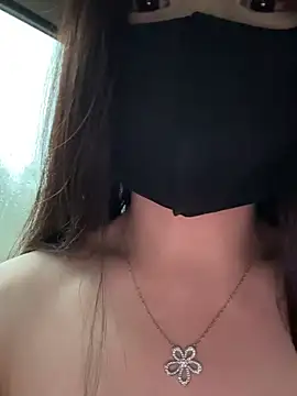 SSSniang- online show from 03/23/26, 12:58