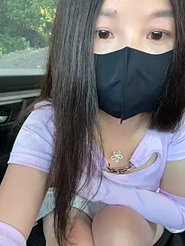 Snapshot of SSSniang- chatting on 05/04/26, 12:17 SSSniang- online show from 05/04/26, 12:17
