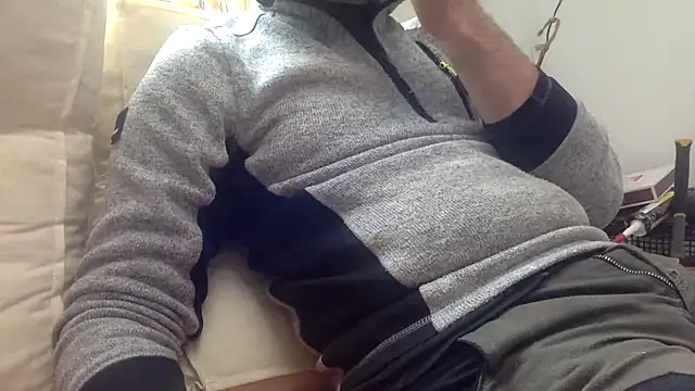 coquin5995 online show from 03/12/25, 04:13