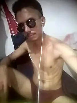 MagrinhoSaradoo online show from 02/04/25, 06:46