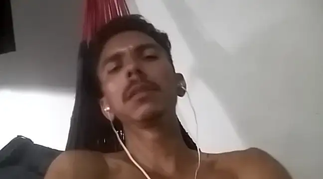 MagrinhoSaradoo online show from 02/20/25, 06:06