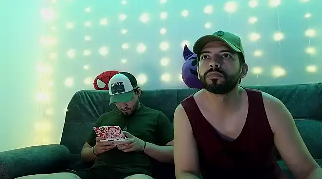 Snapshot of ErickBrant chatting on 02/06/25, 04:10 ErickBrant online show from 02/06/25, 04:10