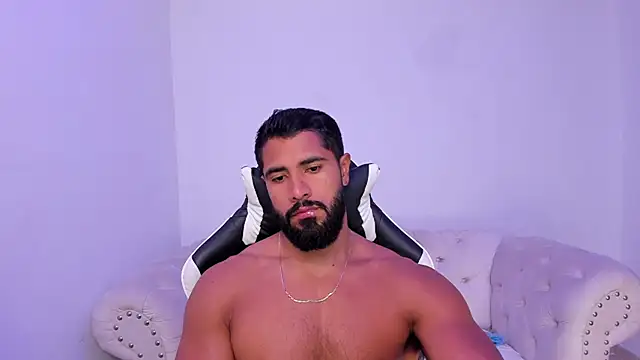 Santiago huntt online show from 11/21/25, 12:59