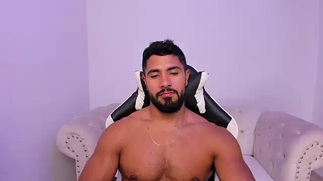 Santiago huntt online show from 03/03/26, 08:48