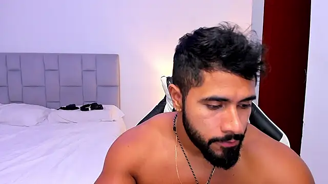 Santiago huntt online show from 04/10/26, 11:31