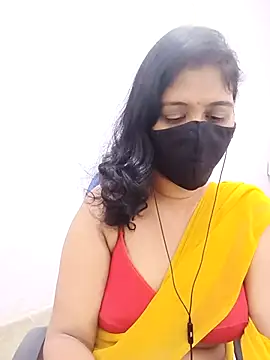 Lucky-Deepthi online show from 10/13/25, 10:54