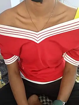 Snapshot of Barbie_183 chatting on 03/01/25, 09:40 Barbie 183 online show from 03/01/25, 09:40