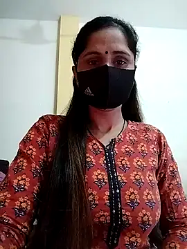 Snapshot of priyancyfun chatting on 02/01/25, 07:05 priyancyfun online show from 02/01/25, 07:05