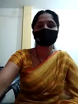 Snapshot of priyancyfun chatting on 02/07/25, 01:36 priyancyfun online show from 02/07/25, 01:36