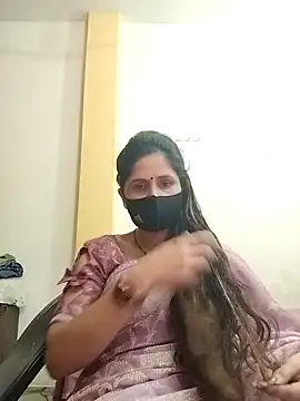 Snapshot of priyancyfun chatting on 02/09/25, 09:05 priyancyfun online show from 02/09/25, 09:05