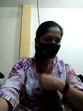 Snapshot of priyancyfun chatting on 02/11/25, 04:02 priyancyfun online show from 02/11/25, 04:02