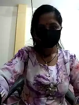 Snapshot of priyancyfun chatting on 02/12/25, 01:19 priyancyfun online show from 02/12/25, 01:19