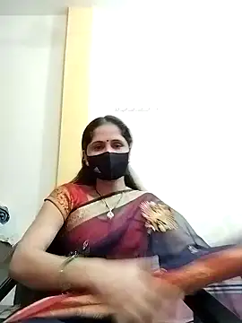 Snapshot of priyancyfun chatting on 02/12/25, 04:00 priyancyfun online show from 02/12/25, 04:00