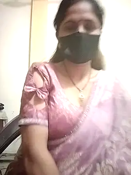 Snapshot of priyancyfun chatting on 02/19/25, 11:49 priyancyfun online show from 02/19/25, 11:49