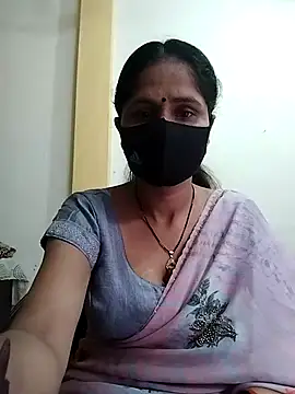 Snapshot of priyancyfun chatting on 02/24/25, 05:43 priyancyfun online show from 02/24/25, 05:43