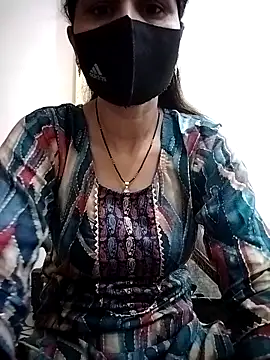 Snapshot of priyancyfun chatting on 03/08/25, 01:50 priyancyfun online show from 03/08/25, 01:50