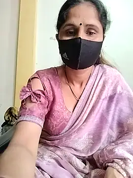 Snapshot of priyancyfun chatting on 03/09/25, 06:28 priyancyfun online show from 03/09/25, 06:28