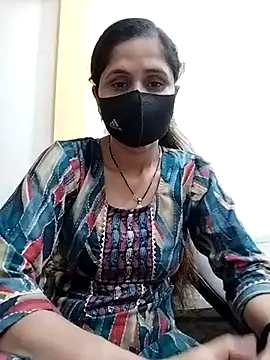 Snapshot of priyancyfun chatting on 03/10/25, 03:30 priyancyfun online show from 03/10/25, 03:30