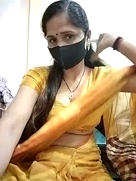 Snapshot of priyancyfun chatting on 03/16/25, 04:12 priyancyfun online show from 03/16/25, 04:12