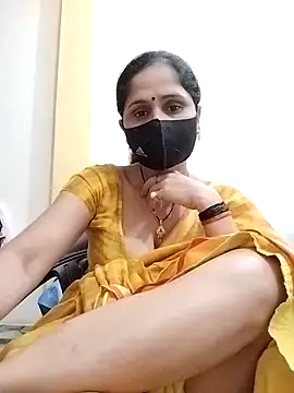 Snapshot of priyancyfun chatting on 03/19/25, 04:13 priyancyfun online show from 03/19/25, 04:13