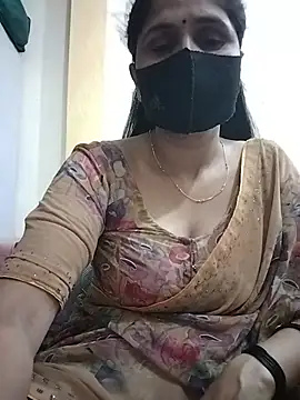 Snapshot of priyancyfun chatting on 06/18/26, 04:22 priyancyfun online show from 06/18/26, 04:22