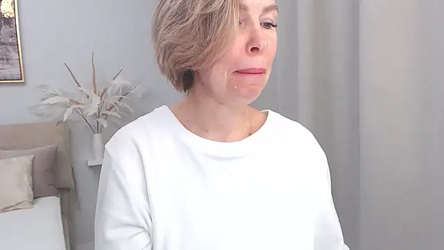 AnnyUBright online show from 01/12/25, 01:37