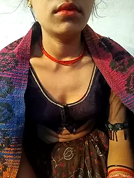 Snapshot of Amaya_Bajwa chatting on 02/07/25, 09:37 Amaya Bajwa online show from 02/07/25, 09:37